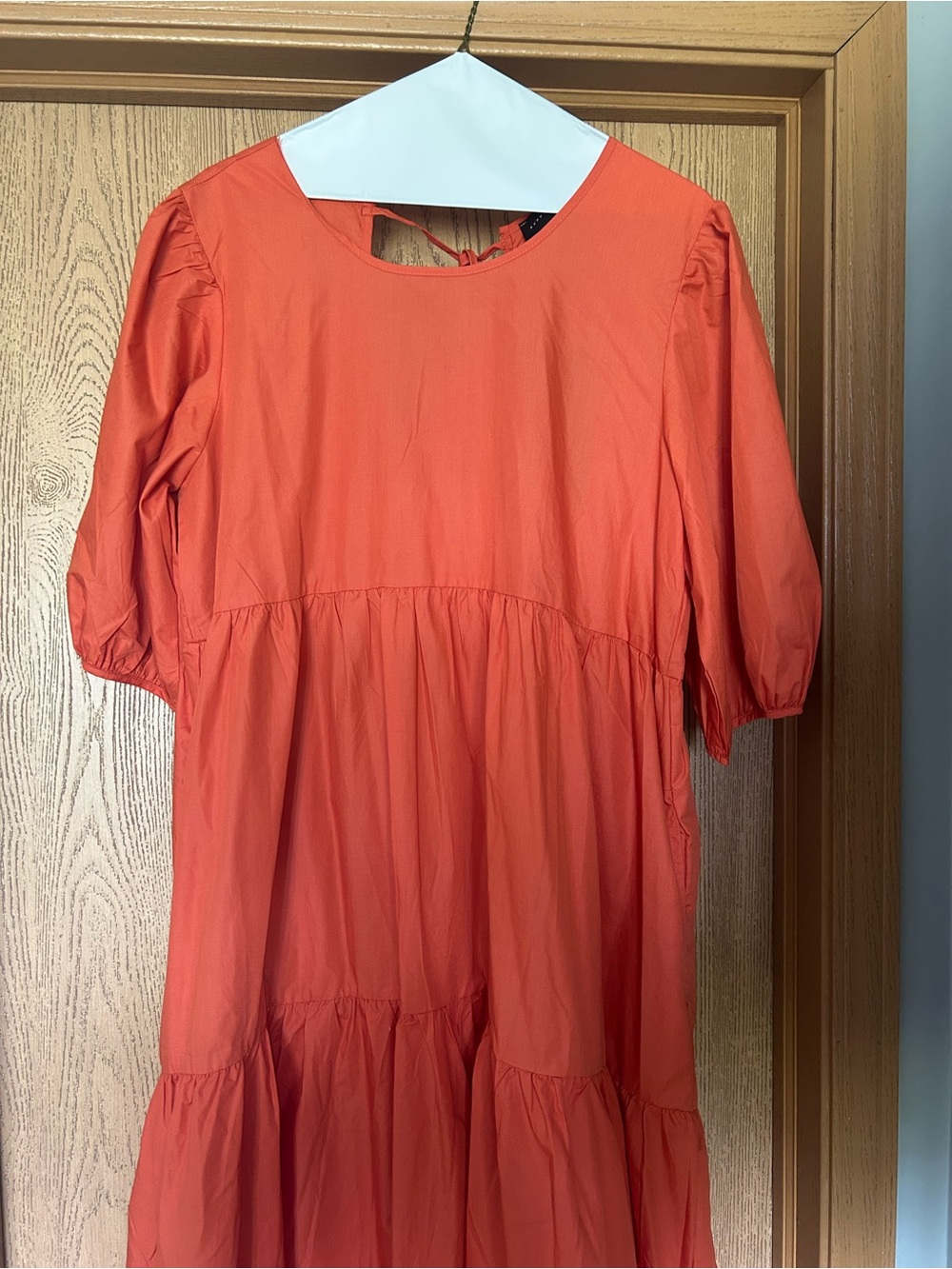 NWT Women’s Tiered Short Sleeve Tunic Dress in Vibrant Orange